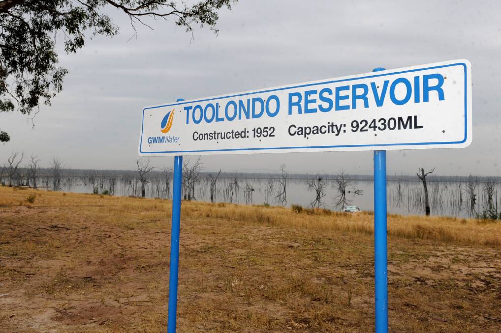 Toolondo Reservoir has been divided into three sections in a bid to save its fish.