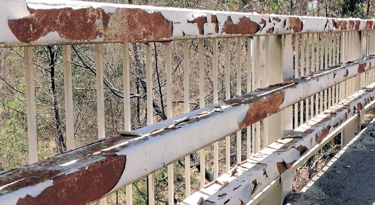 VicRoads will repaint Delley's Bridge at Halls Gap.
