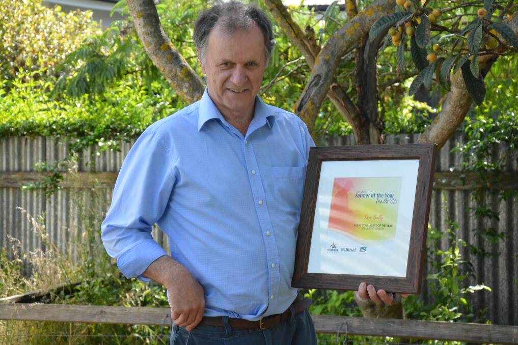 RECOGNITION: SE local Ken Solly received the inaugural 2016 ABC Rural – Kondinin Group ‘Rural Consultant of the Year’ award in Canberra recently.
