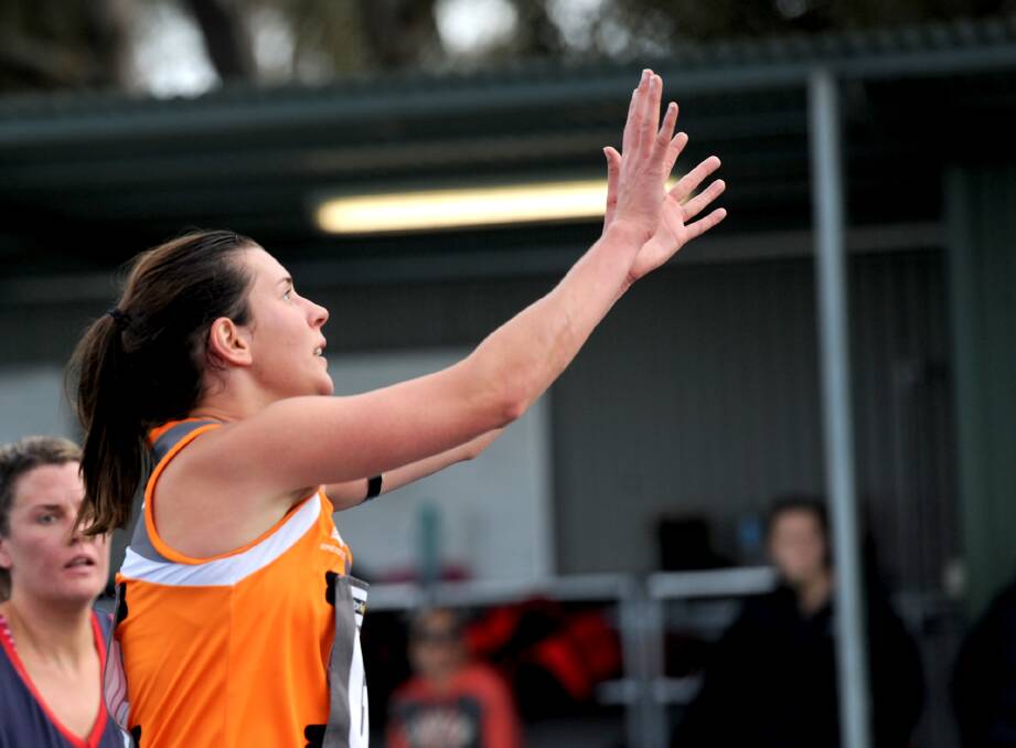DEFENCE: Southern Mallee Giants' Caitlin Hickey will be looking to shut down the Noradjuha-Quantong goalers on Saturday. Picture: SAMANTHA CAMARRI