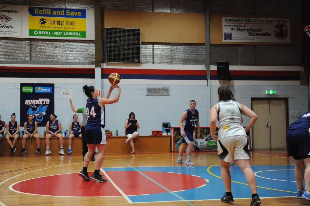 BUCKETS: Maddi Iredell was in good scoring form against the Castlemaine Lady Cannons before the mid-season break. Picture: SEAN WALES