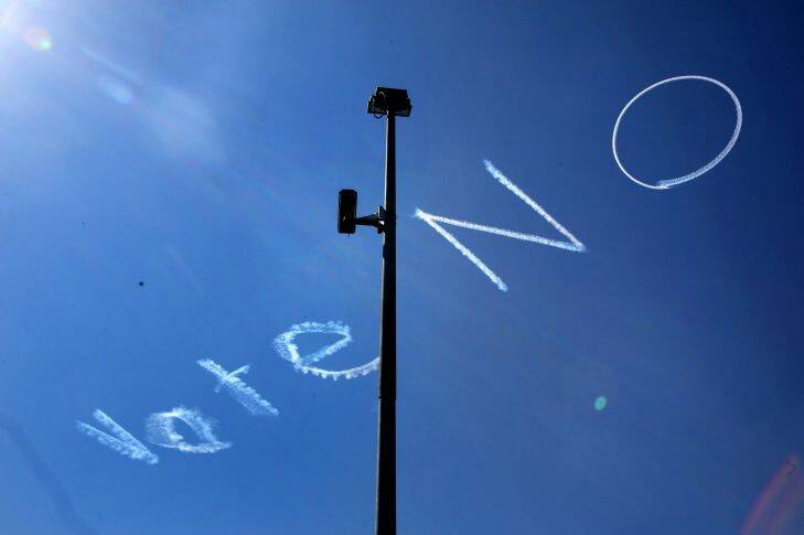 SYDNEY, AUSTRALIA - September 17, 2017: SYDNEY, AUSTRALIA - SMH NEWS: 170917: Sky-writing above Sydney's CBD supporting the negative in the debate on same sex marriage. Australian homes will recieve the postal survey this week which will give the Federal Government an indication on the Public's .view on the controversial topic. (Photo by James Alcock/Fairfax Media).