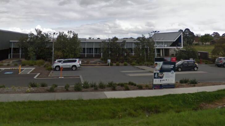 The Pakenham police station targeted in a Molotov cocktail attack. Photo: Google Maps