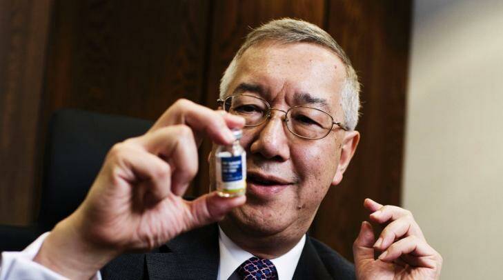 Sirtex boss Gilman Wong with a sample of the company's liver treatment. 