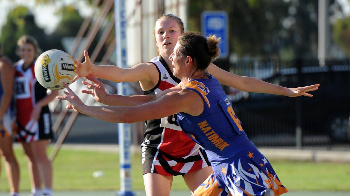 Amy Lewis shines for Roos