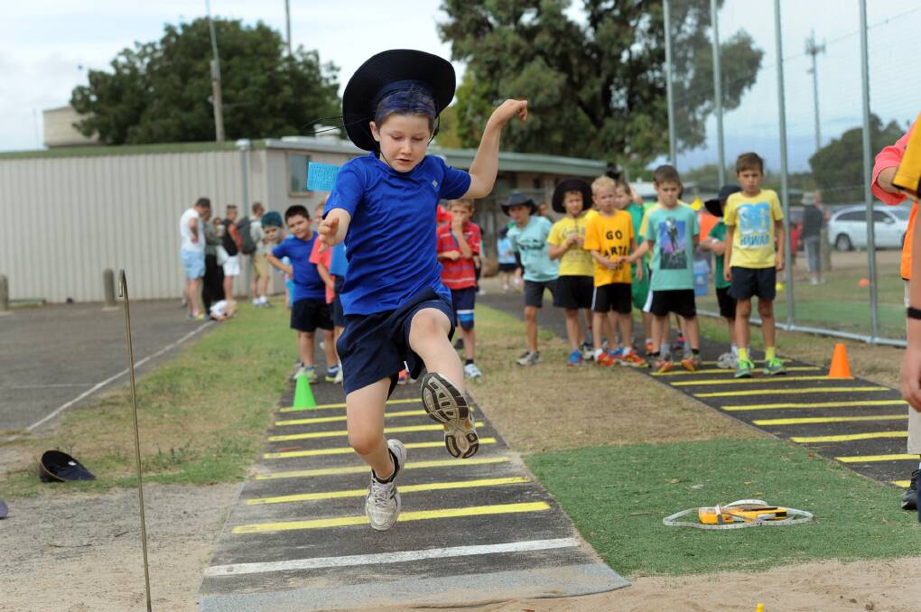 Mitchell Amos competing in Horsham West Primary School sports. 
