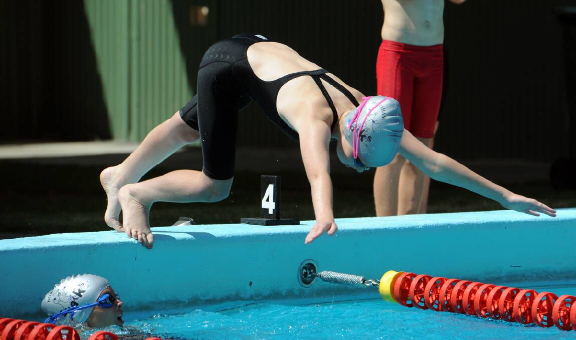 Alexandra Salter, Horsham, Wimmera Swimming Championships at Warracknabeal. 