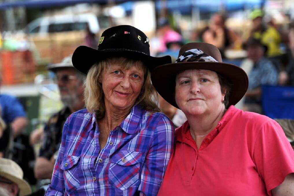 FRIENDS: Mount Gambier's Janet Webber and Helen Smith at the Lake Charlegrark Country Music Marathon.