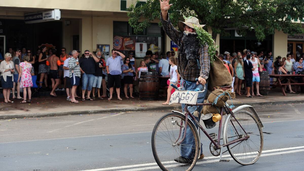 Greg Robertson as a swaggy at Edenhope's Henley on Lake Wallace parade. Pictures: PAUL CARRACHER