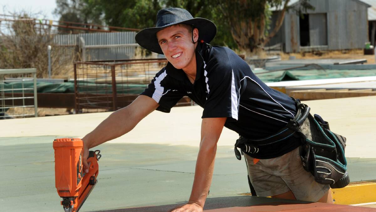 HARD WORKER: Horsham apprentice builder Sam Winfi eld has taken out the Master Builders 2014 Overall Apprentice of the Year award for Victoria’s north-west region. Picture: PAUL CARRACHER