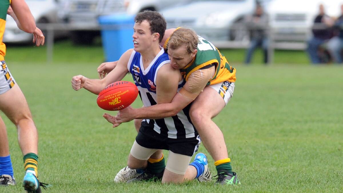 DUEL :Dimboola and Minyip-Murtoa will battle at Dimboola Recreation Reserve on Saturday. The Roos need to win to play finals. Picture: PAUL CARRACHER