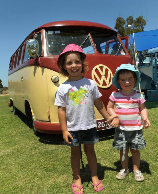Evie Hendy, 3, and Caitlin Hendy, 2, at Kaniva Car and Bike Show.