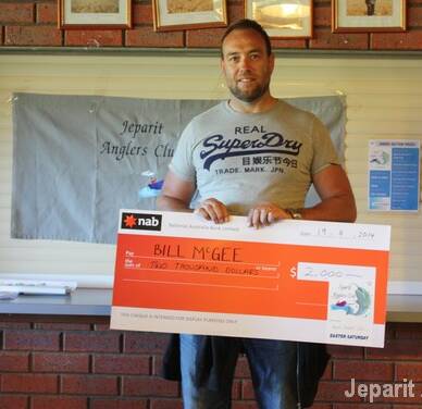 PRIZE CATCH: Bill McGee won Jeparit Anglers Club’s 2014 Easter Fishing Competition, collecting a $2000 prize. Picture: SIMON KING