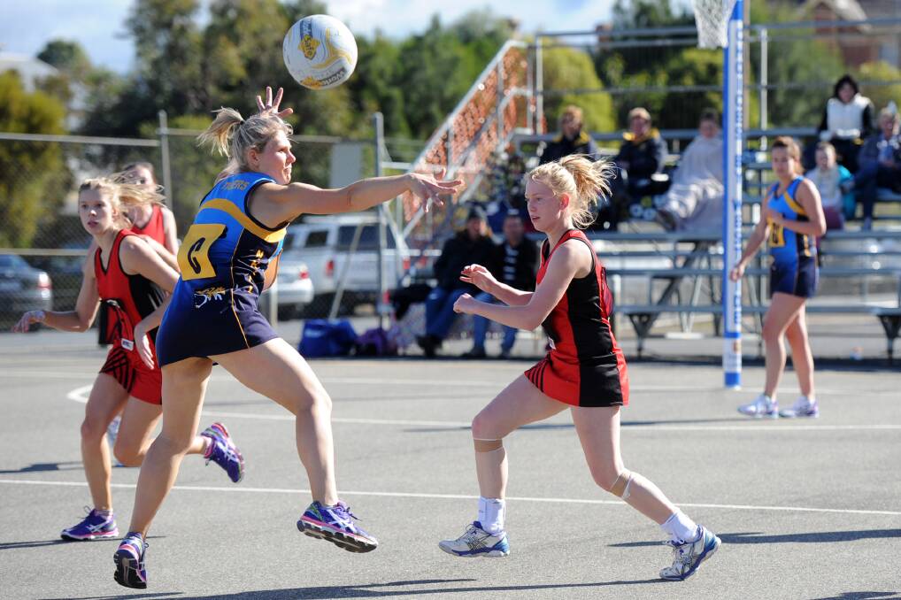 Action from Saturday's match between Stawell and Nhill.