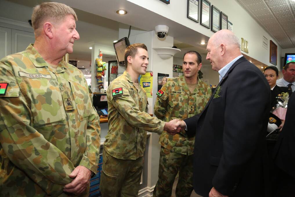 David Blair, James Fidler and Stuart Chilver meet Sir Peter Cosgrove at the Horsham RSL. Picture: THEA PETRASS