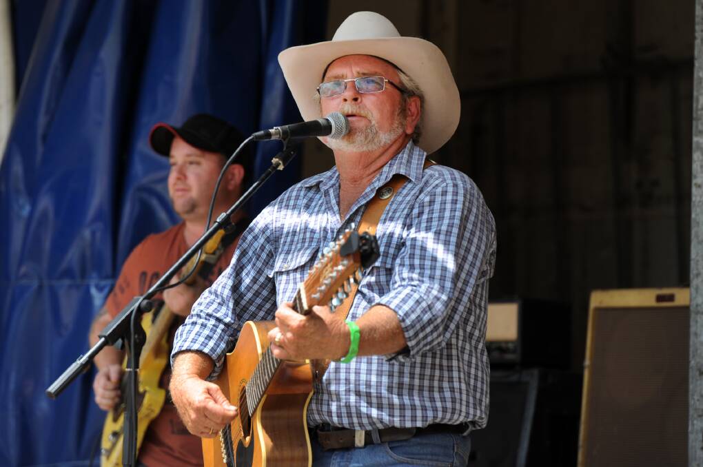 CLASSY COUNTRY: Graeme Hugo performs at the 23rd annual Lake Charlegrark Country Music Marathon on Saturday. Pictures: PAUL CARRACHER