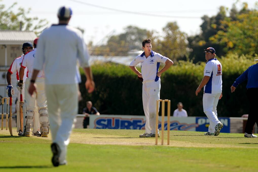 Rup-Minyip's Clinton Midgley questions a not-out call during the Rup-Minyip v Homers A Grade grand final.