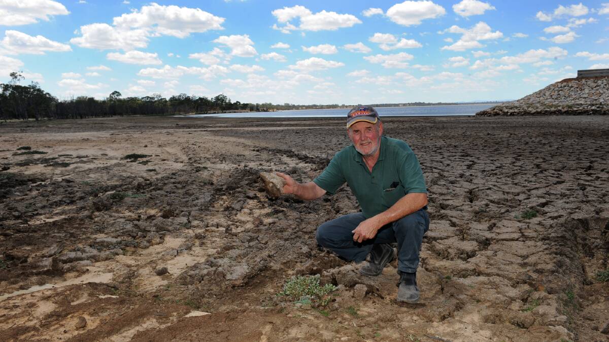 Lake Lonsdale Action Group president Ray Howard is calling for more water for the drying lake, after the State Government committed 5000 megalitres to Toolondo Reservoir at the weekend.