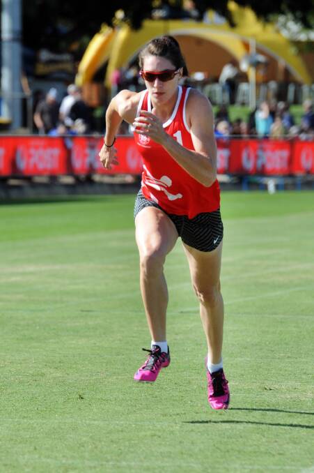 Lauren Wells in the 400m heat at Sunday's Stawell Gift family day.