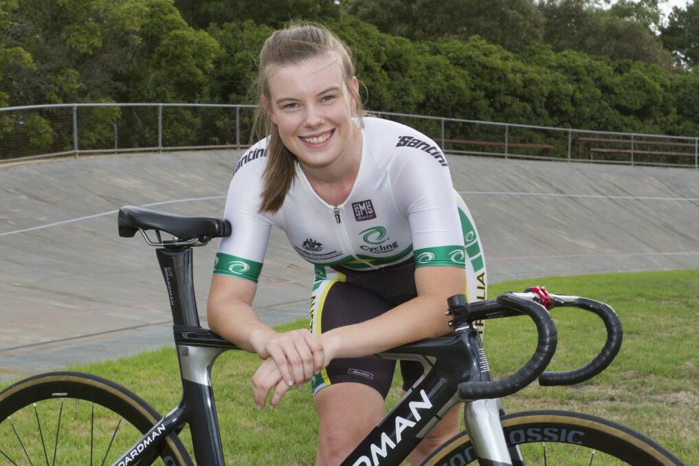 HONOUR: Alice Culling will represent Australia at the 2017 UCI Junior World Championships in Italy later this year. Picture: Peter Pickering