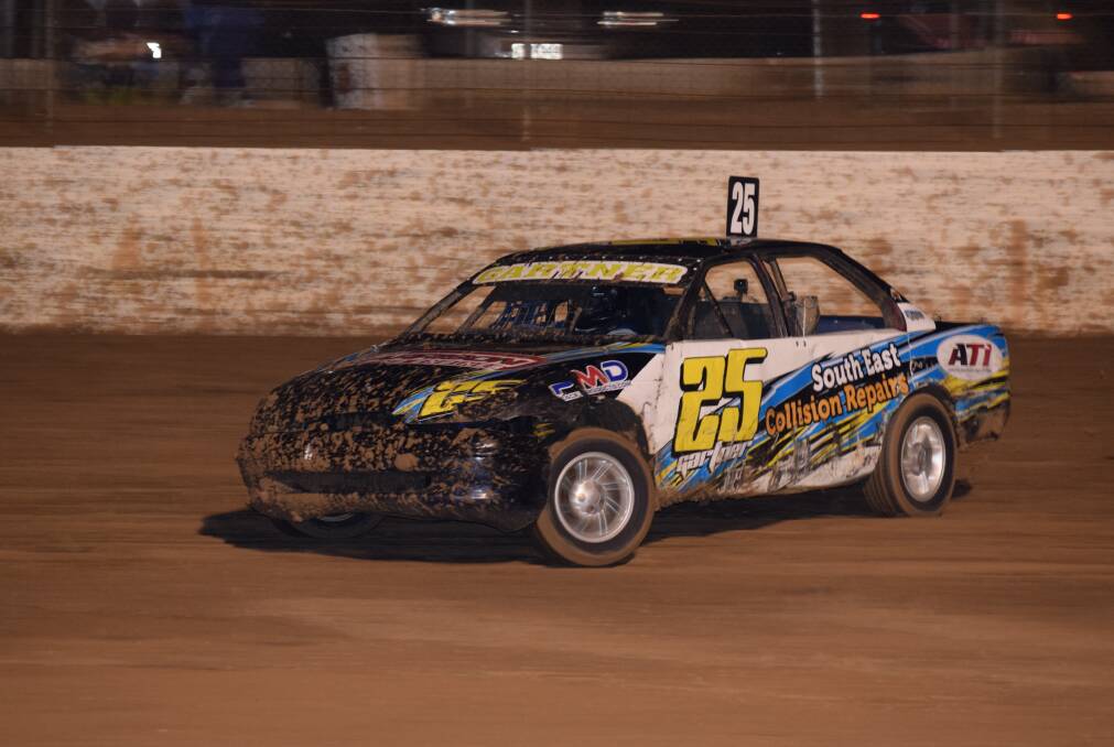 HOT SEAT: Mark Gartner will be one of the drivers to beat in the Street Stock 1000 at Blue Ribbon Raceway on Saturday night. Picture: MARK COWIN