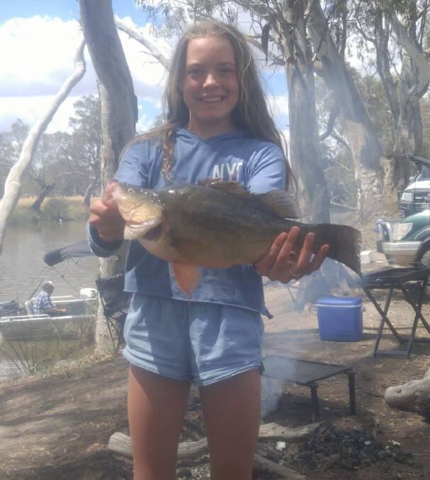 Ellie Treloar with the yellow belly she caught at Dimboola.