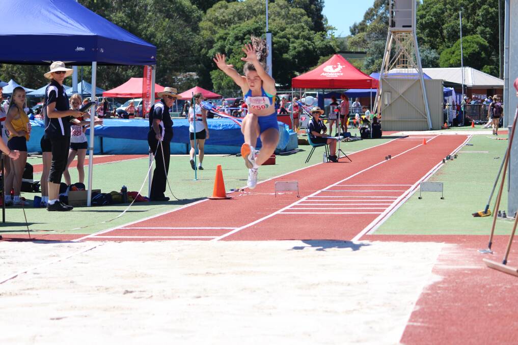 READY: Anna Bush and Darcy Edgerton are primed for the Australian Junior Athletics Championships in Sydney. Picture: CONTRIBUTED