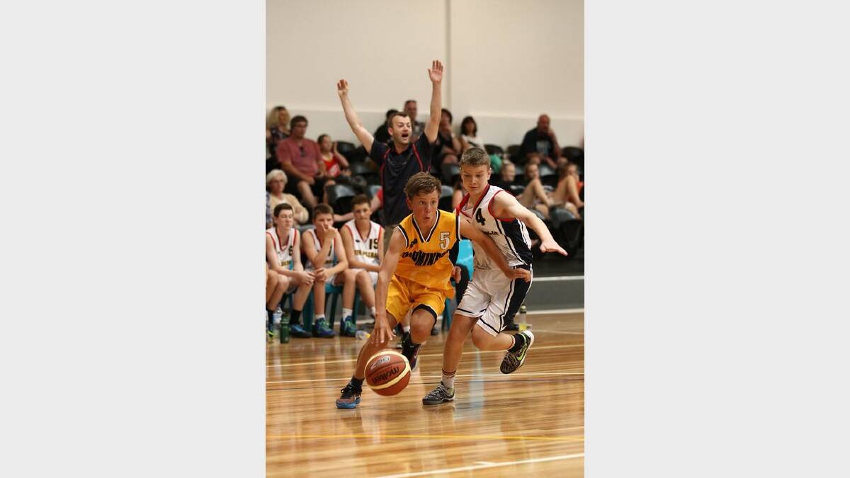 ATTACKING: Thomas Berry in action for the Basketball Victoria Country under-15 boys Goldminers team. Berry was one of four Wimmera players at the Southern Cross Basketball Challenge, which finished on Monday. Picture: BASKETBALL VICTORIA