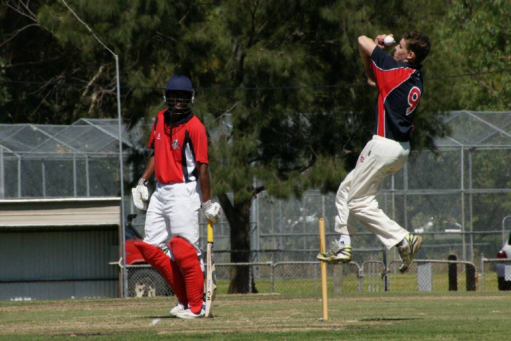 TURN AND BURN: Kiata’s Darcy Preston rips down an off-spinner for the Western Waves at the under-18 male state cricket championships in Melbourne. Picture: MEMENTO SPORTS PHOTOS