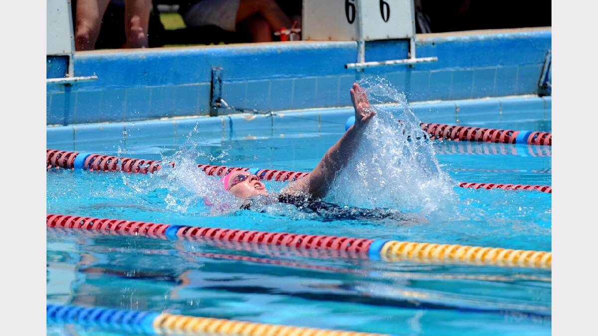 SWIMMING STRONG: St Arnaud swimmer Kelsey Hendy in action during a Horsham Swimming Club meet.