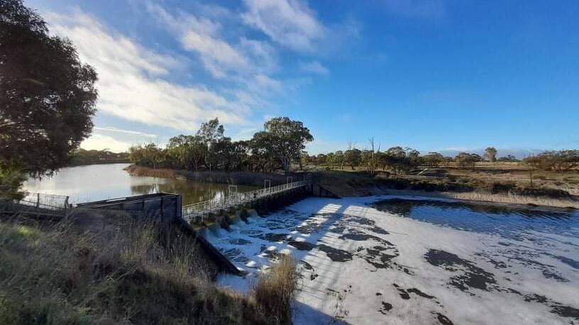 FLOW: Jeparit Weir getting water flow from the Wimmera River. Picture: CONTRIBUTED