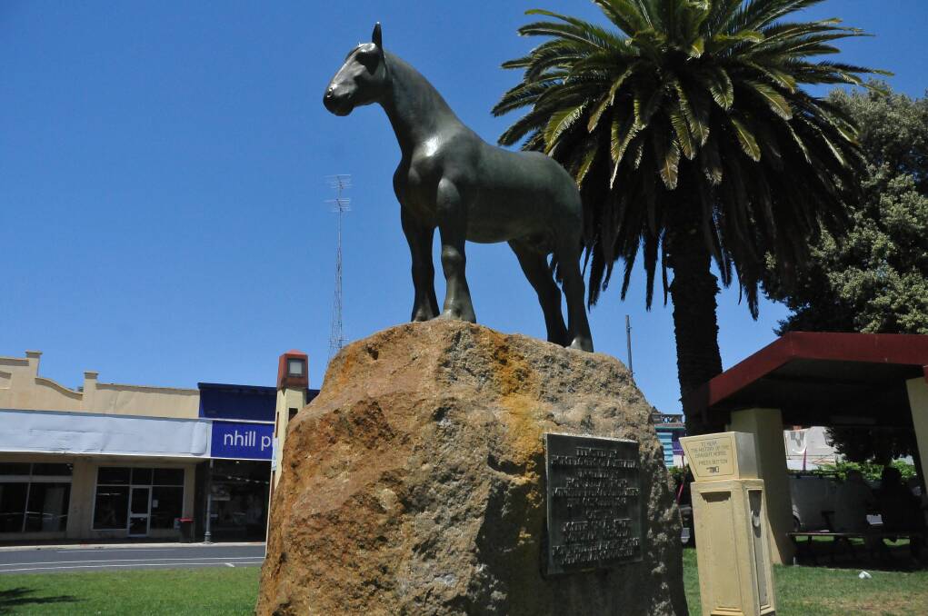 TOURISM: Nhill's draught horse statue is one of the defining features of its Goldsworthy Park shopping precinct. Picture: ALEX DALZIEL