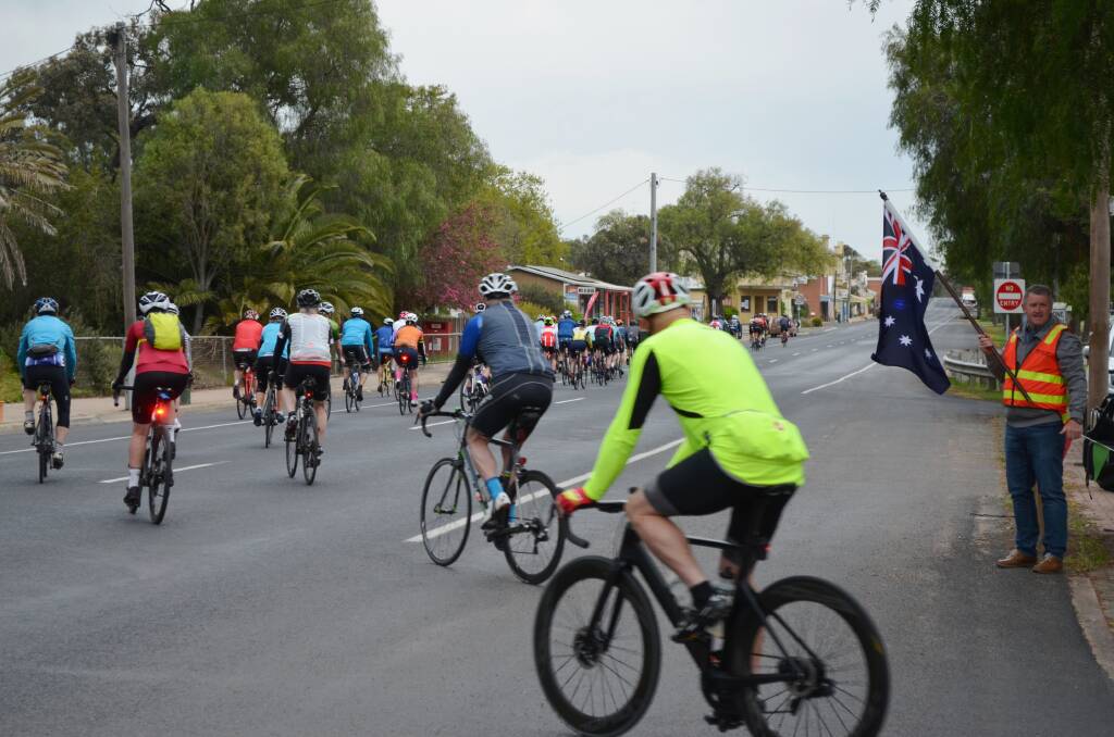 MOVING FORWARD: Riders during the 2019 Arapiles Cycling Event. Picture: CONTRIBUTED