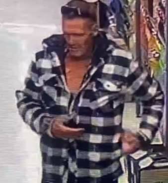 Offender at Weirs IGA St Arnaud. Picture supplied by Victoria POlice