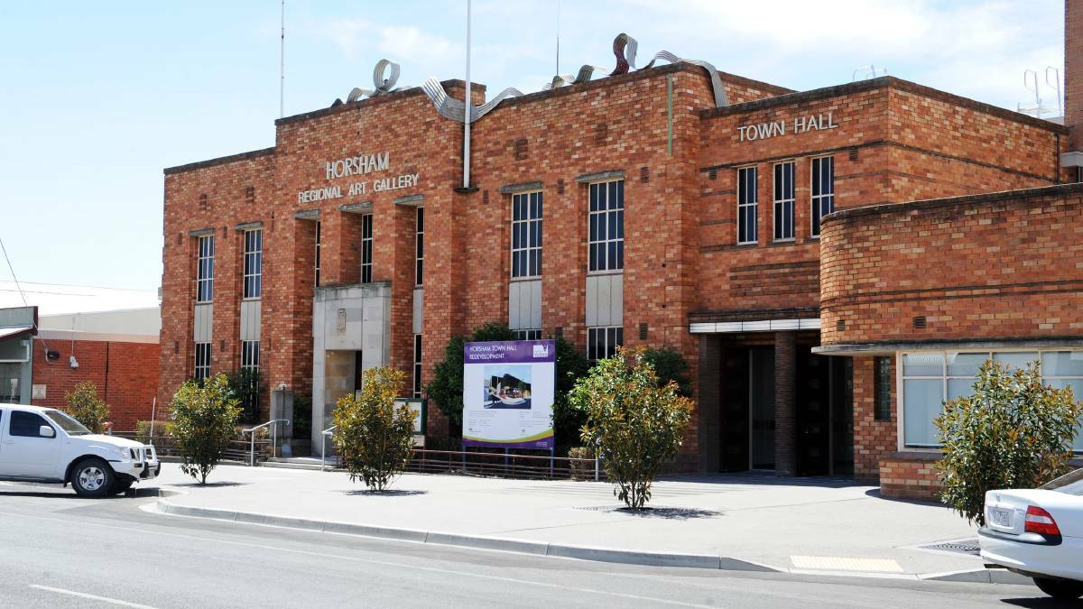 More than $800,000 has been raised for the Horsham Town Hall redevelopment.