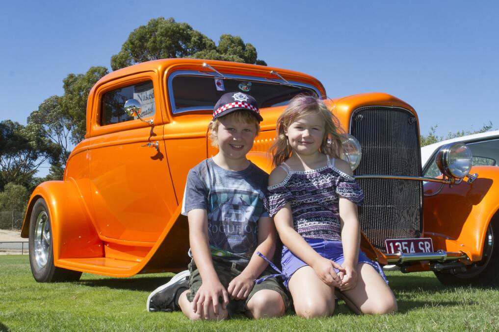Jailhouse Rock Festival brought 1950s cars, music and fashion to Ararat at the weekend. Pictures: Peter Pickering