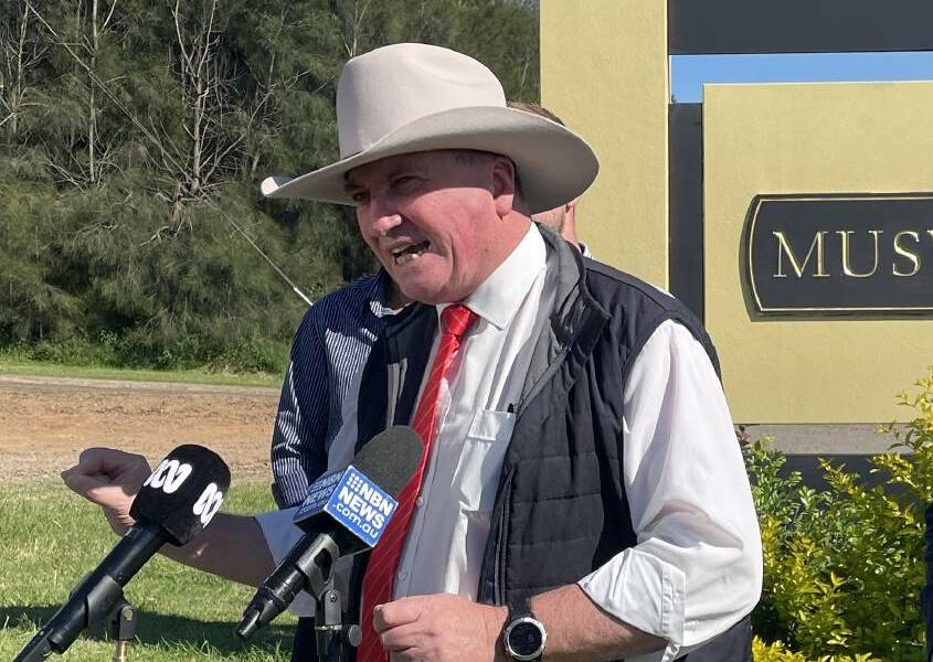 CAMPAIGNING: Barnaby Joyce in Muswellbrook on Tuesday. Picture: Mathew Perry
