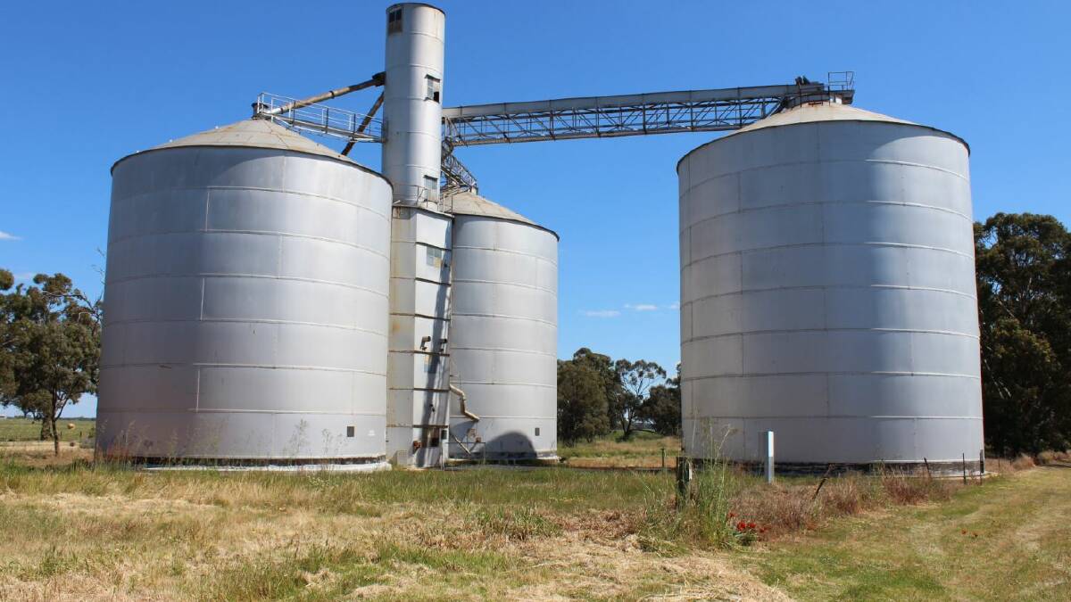 BLANK CANVAS: These Goroke silos will soon look very different. Picture: CONTRIBUTED