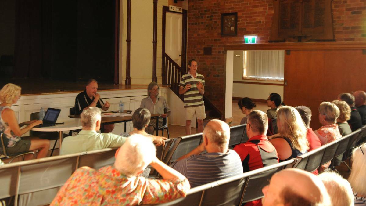 Victorian Climbing Club president Kevin Lindorff addresses a meeting in Natimuk in February.