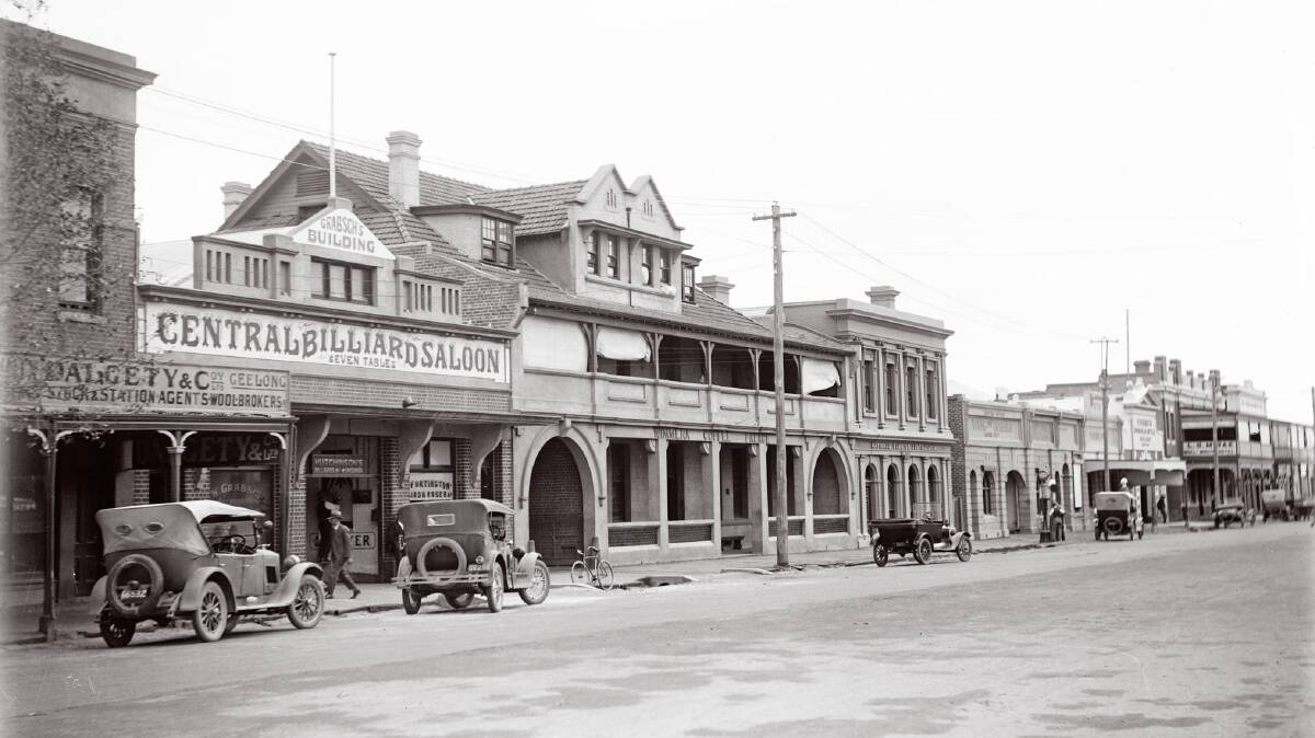 YESTERYEAR: Early street scene showing Wimmera Coffee Palace (later Locarno/Wilsons Hotel), looking south-west, about 1927. Picture: HHS 063579