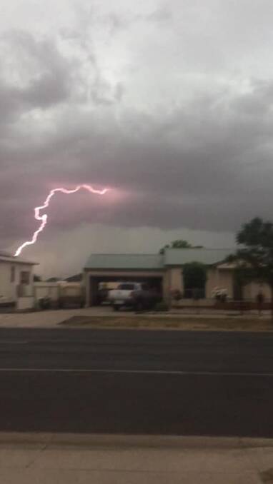 LIGHTNING CRASHES: A severe weather system lit up Horsham and parts of the Wimmera on Sunday night. Picture: CONTRIBUTED/KELLIE MARTIN