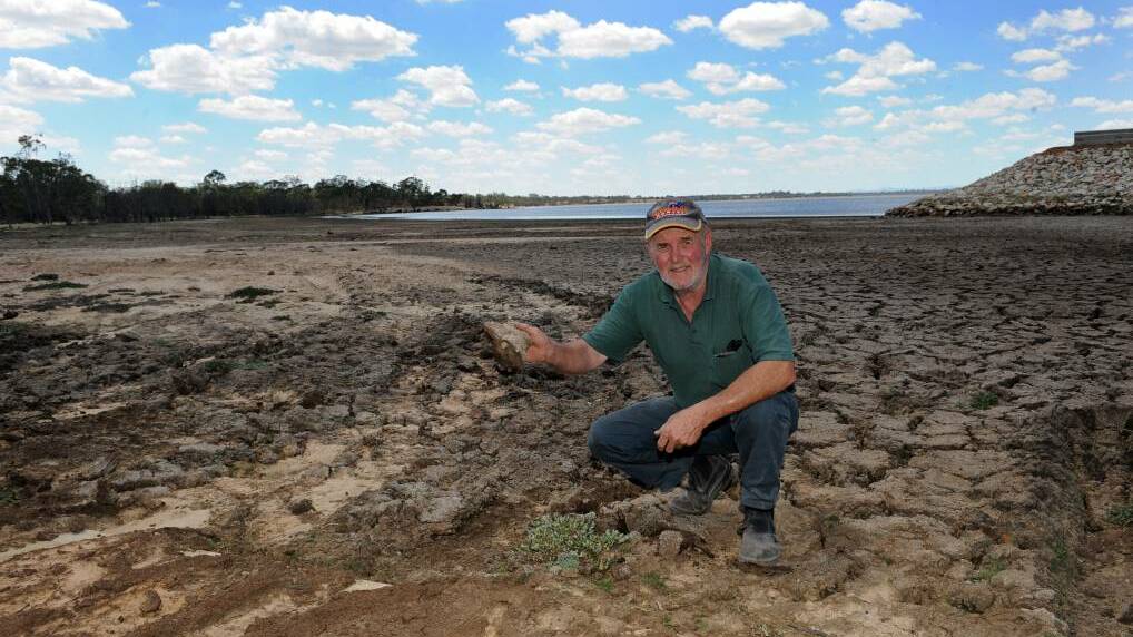 DRY: Lake Lonsdale action committee president Ray Howard in 2016 when the lake was dry. Picture: SAMANTHA CAMARRI