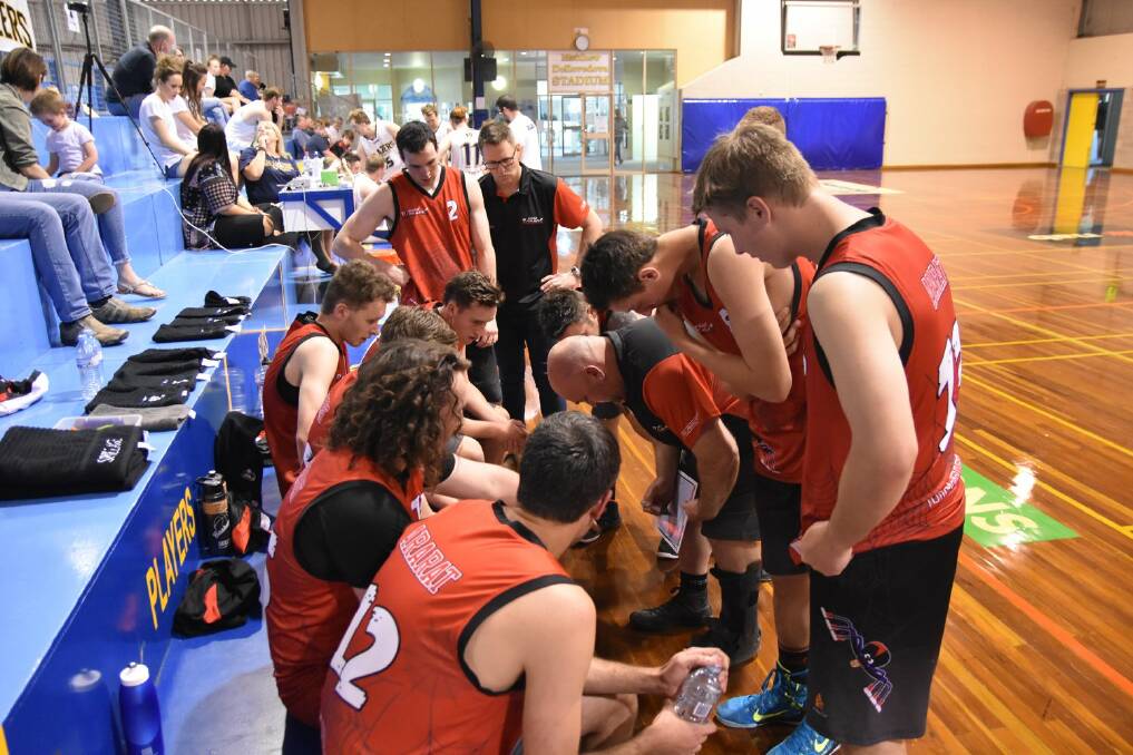 READY: Ararat Redbacks played a practise match against Maryborough in the lead up to their first tip off of the upcoming season. Picture: CONTRIBUTED