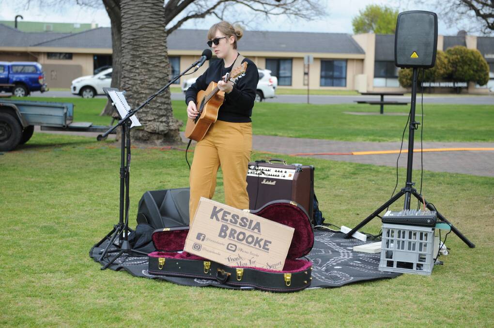 SINGING: Performer Kessia Brooke at the Live Well, Be Well community event. Picture: DAINA OLIVER