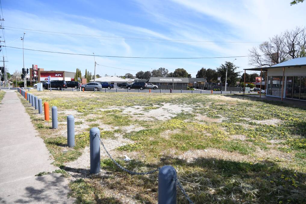 POSSIBLE LOCATION: A permit applicant wants to use the site at the corner of Dimboola and Wawunna roads for a new petrol station for Horsham. Horsham Council does not endorse the project's location. Picture: SAMANTHA CAMARRI