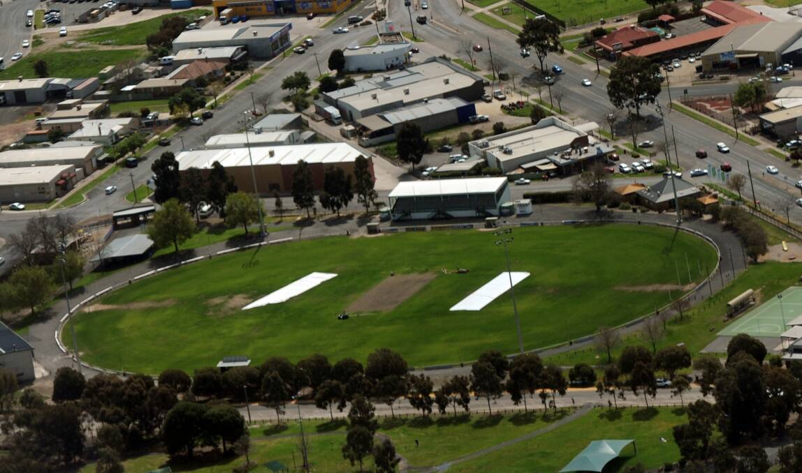 Horsham council, user groups discuss City Oval future