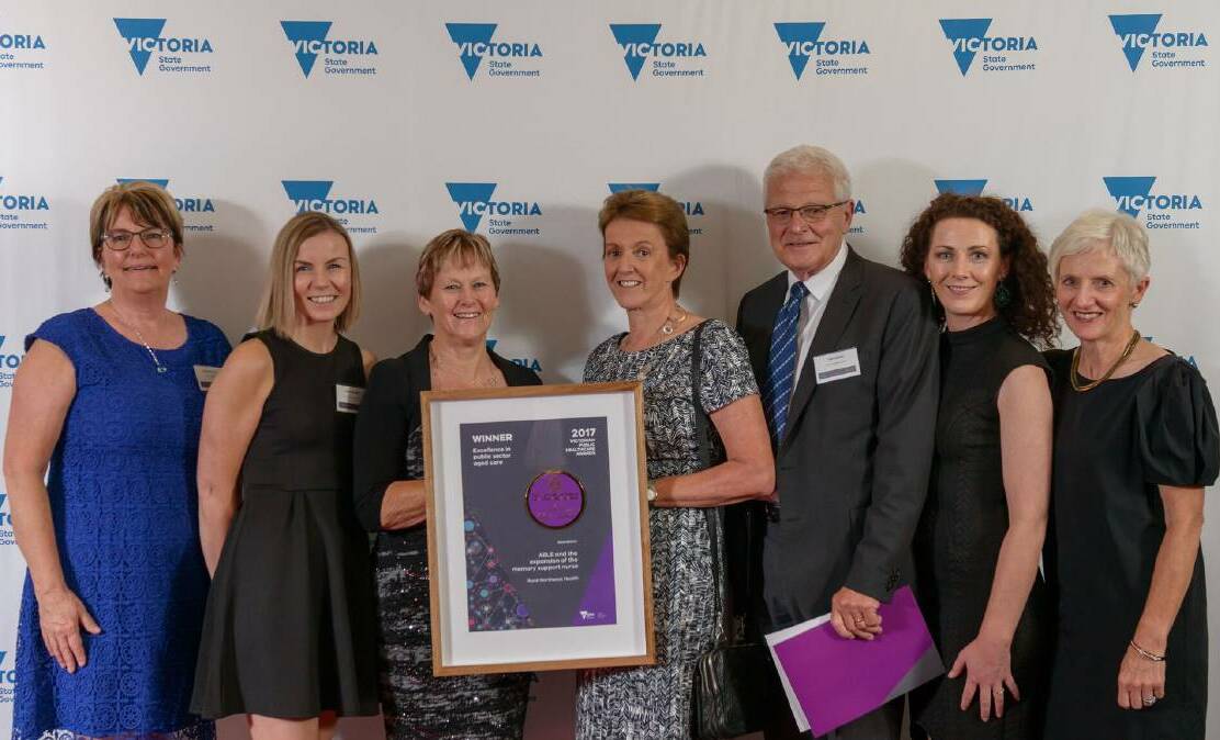 Wendy James, Sarah Klienitz, Katie Ramsdale, Wendy Walters, Leo Casey, Jo Martin and Janette McCabe accepting the award for excellence in aged care in 2016.
