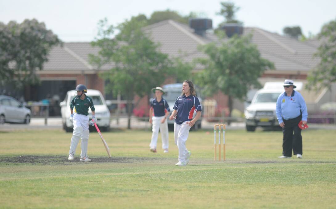 Jett Hopper playing in the Western Waves cricket under 14s.