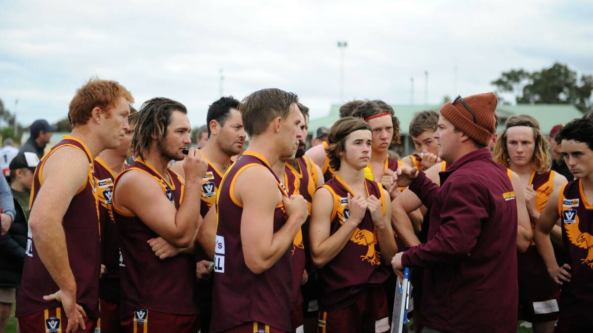 The Warrack Eagles re-group during the 2019 season. Picture: MATT CURRILL