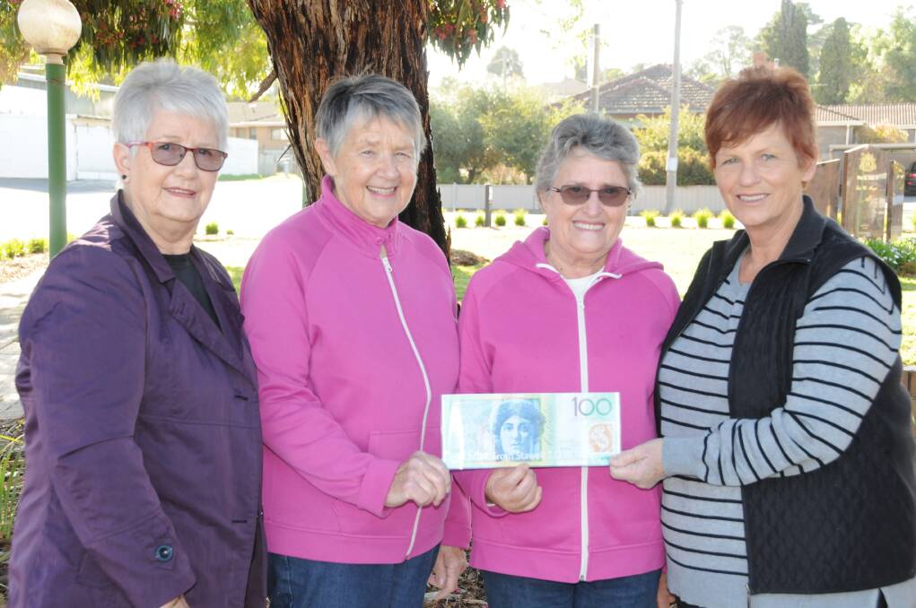 FUNDRAISER: Stawell TOWN Club member Vicki Cooper, Pam Byron and Merrilyne Middleton from the Mother's Day Classic and Julianne Bowater from the TOWN club.